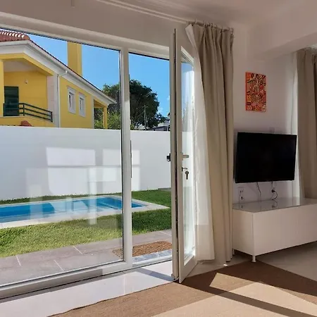 In A With Pool Caxias